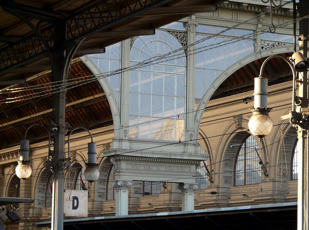 budapest keleti pályaudvar érkező vonatok film