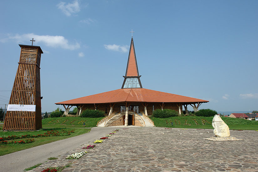 Munkás Szent József templom, Szerencs