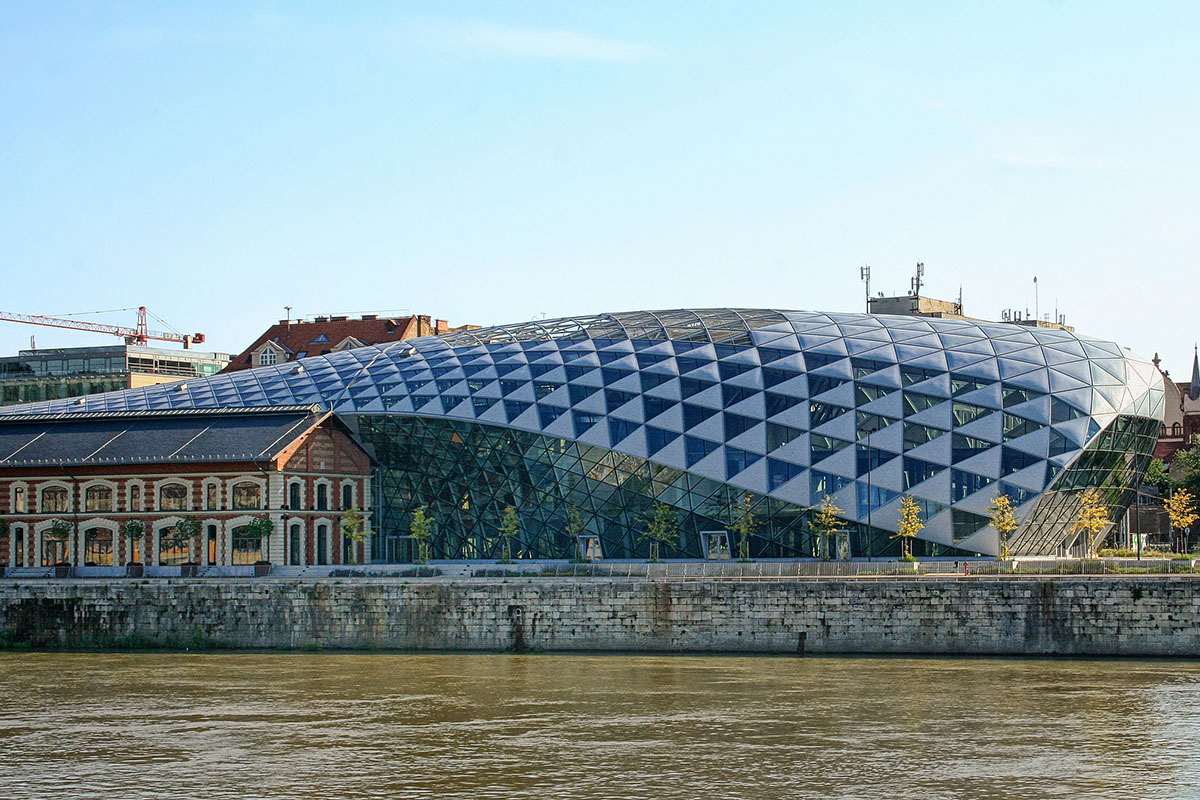 CET - Central European Time - Bálna, Budapest