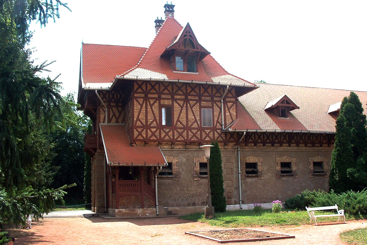 Kocsimúzeum (Cifra istálló), Parád