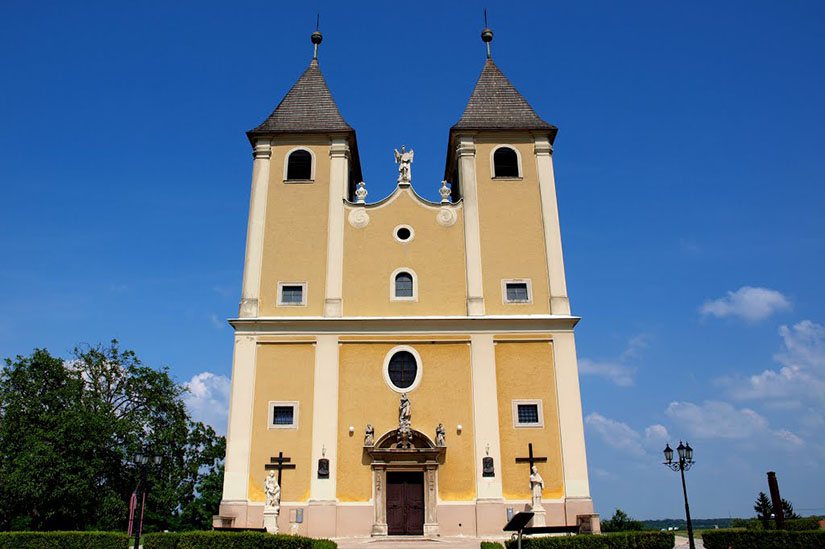 Mindenszentek Templom, Fertőszéplak