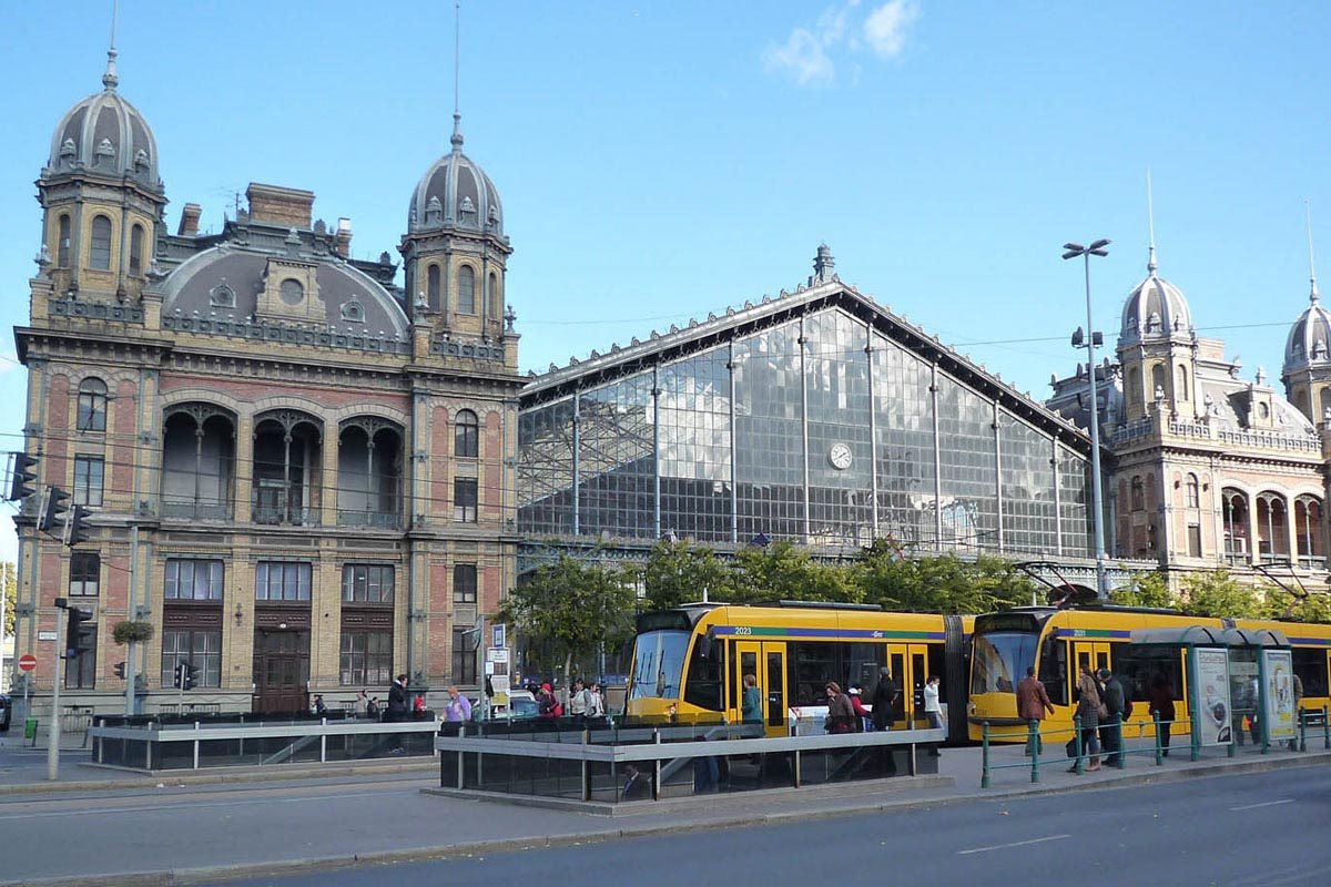 Nyugati pályaudvar, Budapest