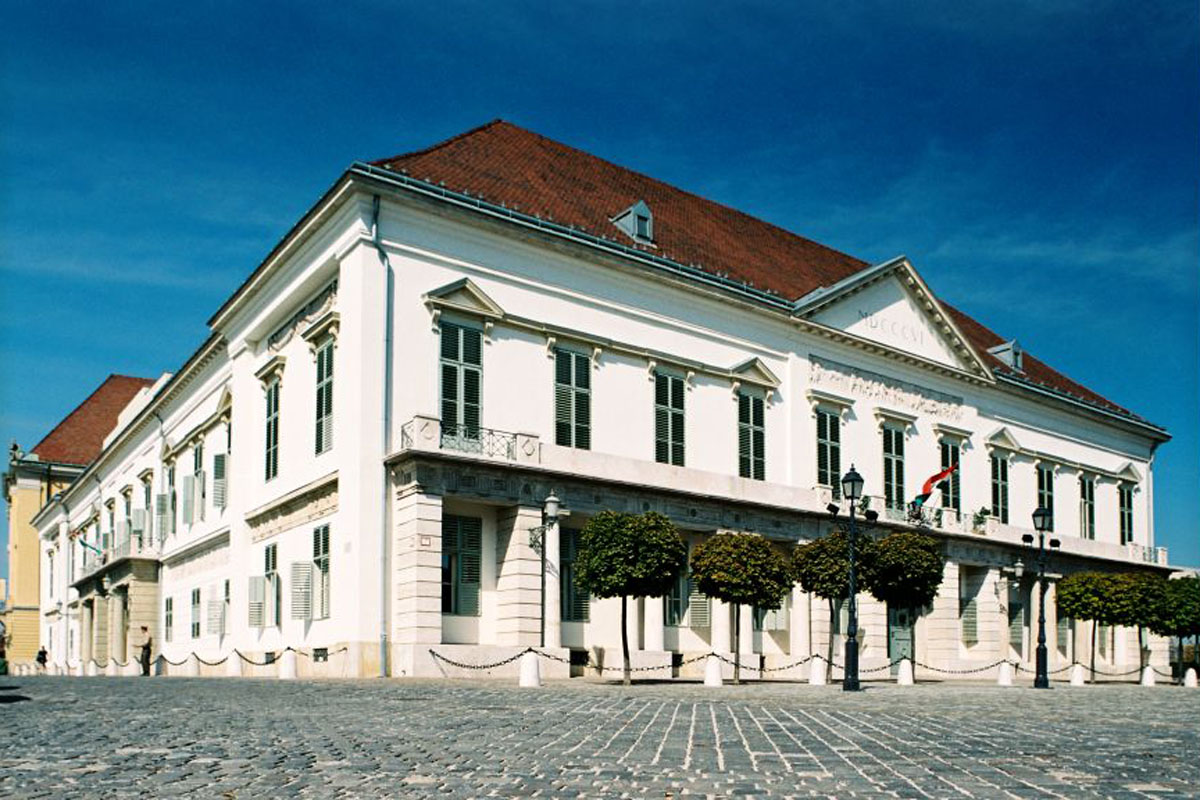 Sándor Palota, Budapest